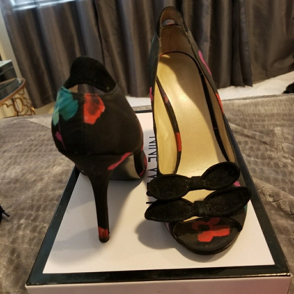 Peep toe pump - Picture 3 of 4
